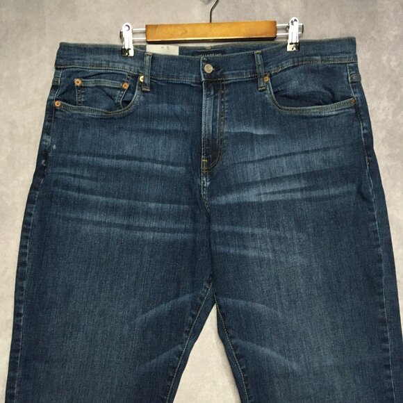 Lucky Brand Mens 221 Straight Fit Blue Jeans size 40x32 - Picture 3 of 14